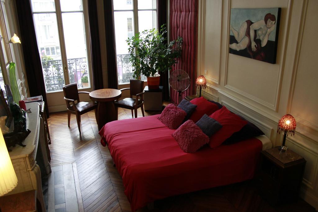 A Room In Paříž Pokoj fotografie